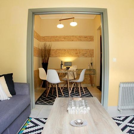 Stylish City Center Garden Apartment Афіни Екстер'єр фото