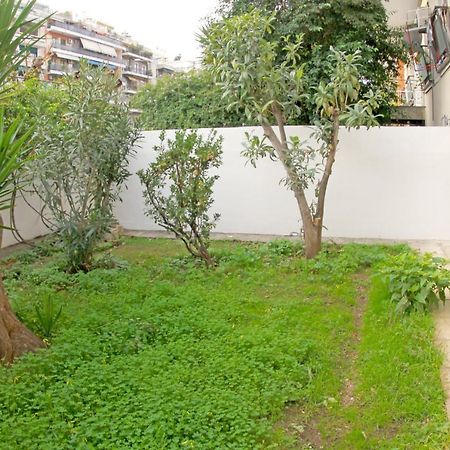 Stylish City Center Garden Apartment Афіни Екстер'єр фото