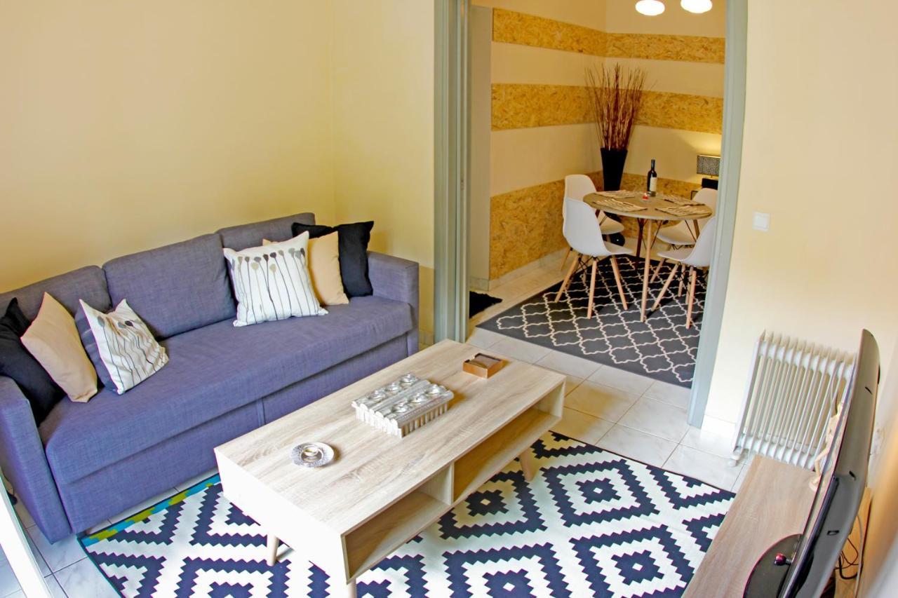 Stylish City Center Garden Apartment Афіни Екстер'єр фото